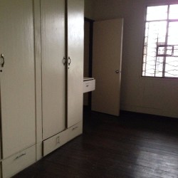 Congressional Village 1 p27thou per month  2nd floor bedrooms (3)